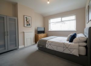 Photo 12- click for photo gallery